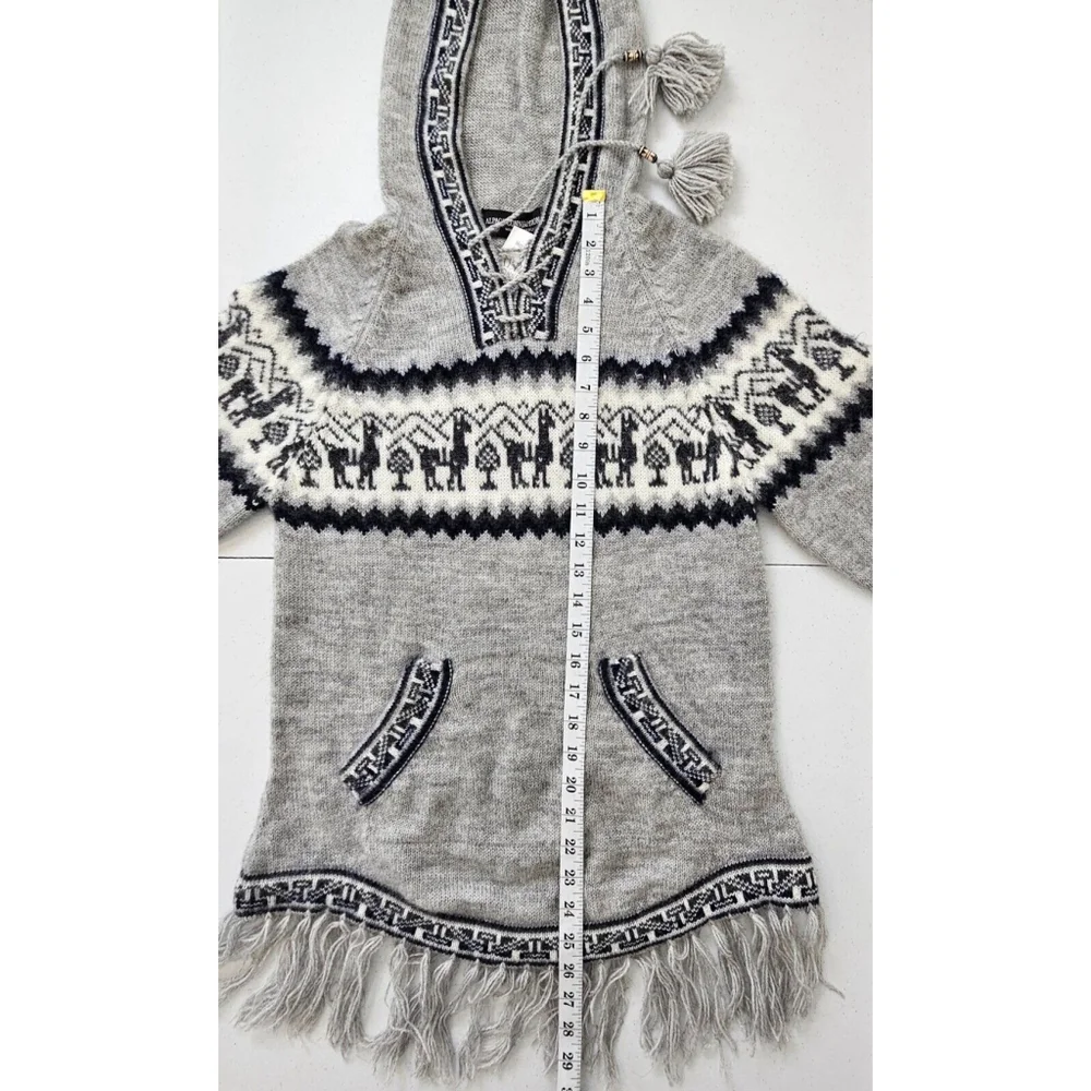 Alpaca Connection Sweater Womens Size M Gray Wool Hooded Pullover Fringe Pocket - Picture 9 of 16